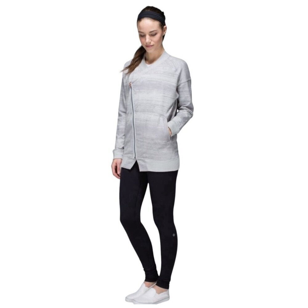 Lululemon Mula Wrap Bundle Jacket Womens 8 Asymmetrical Zip Stretchy Gray